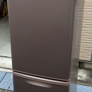 【RKGRE-576】特価！Panasonic/168L 2ドア冷凍冷蔵庫/NR-B179W-T/ブラウン/中古品/2016年製/当社より近隣無料配達！