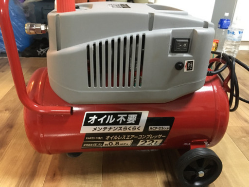 ☆ 100V コンプレッサー　使用1回の美品　☆