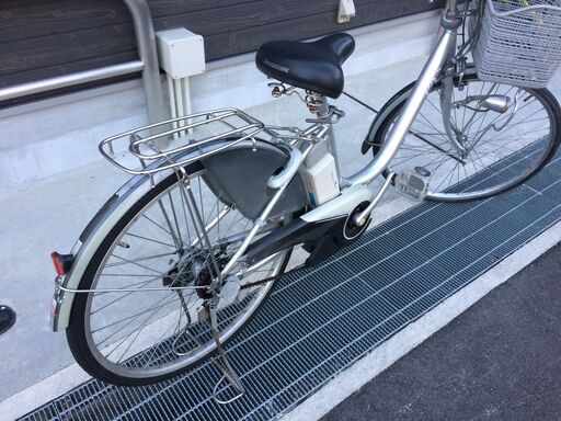 地域限定送料無料　ヤマハ　パス　リチウム　26インチ　8,1AH　シルバー　アシスタ　ビビ　神戸市　電動自転車