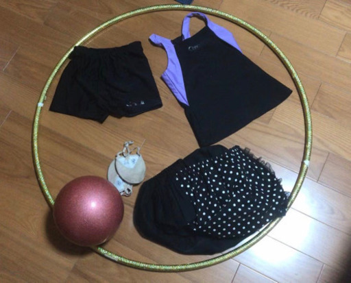 女の子　新体操用品