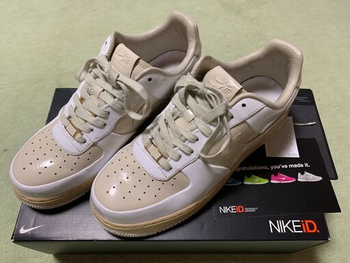 NIKE AIR FORCE1 エナメル仕様 US9.5\u003cUSED\u003eお譲りいたします。