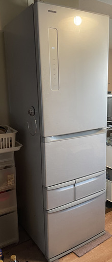 東芝ノンフロン冷凍冷蔵庫　426L 2014年型