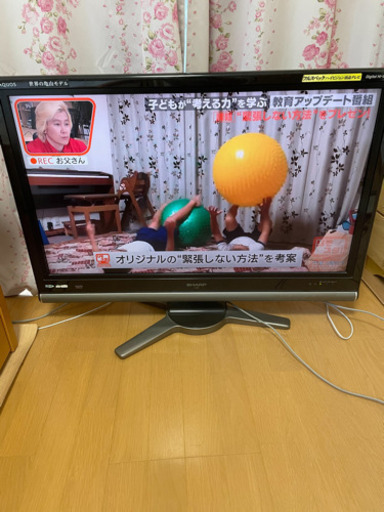 テレビ37型　シャープ　アクオス　亀山工場　SHARP AQUOS