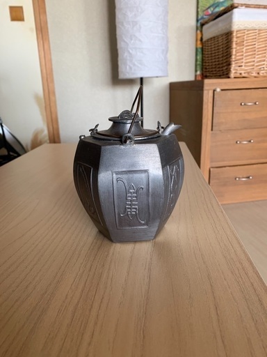 多分酒器です。