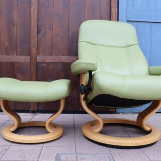 北欧ノルウェーのメーカーEKORNES(エコーネス)社のストレスレスチェアー コンサル(M)です！！リビングはもちろんシアタールームなどにおススメの北欧デザインのパーソナルチェアー♪