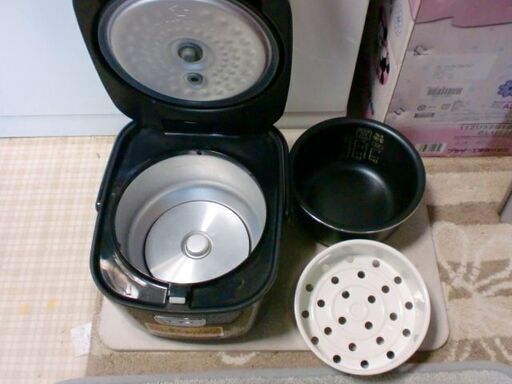 単身者向け アイリス3合炊飯器中古 わらしべくん 豊田のキッチン家電 炊飯器 の中古あげます 譲ります ジモティーで不用品の処分 単身者向け アイリス3合炊飯器中古 わらしべくん 豊田のキッチン家電 炊飯器 の中古あげます 譲ります ジモティーで不用品の処分