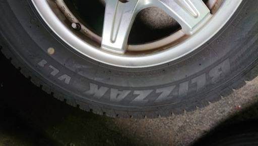 BLIZZAK 195/80R15 107/105L 〝スタッドレスアルミ付〟