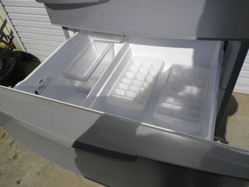 アクアAQR-361B ３５５L ４ドア冷凍冷蔵庫 ２０１３年 無料配送（つくば市から２０キロまで）