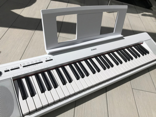 NP-12WH Yamaha キーボード（ピアノ）