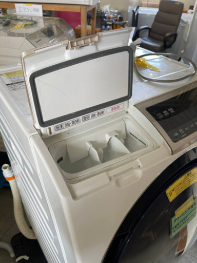 HITACHI ドラム式洗濯機　11/6kg 50403