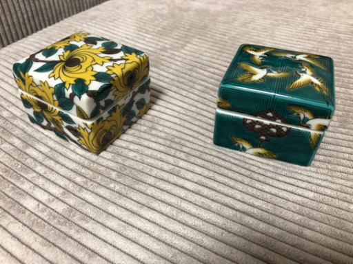 中古美品　九谷焼小物入れ　2個セット