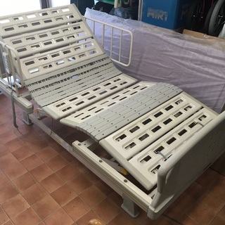 介護ベッド キューマアウラ 3モーター (マットレス サイドレール付き