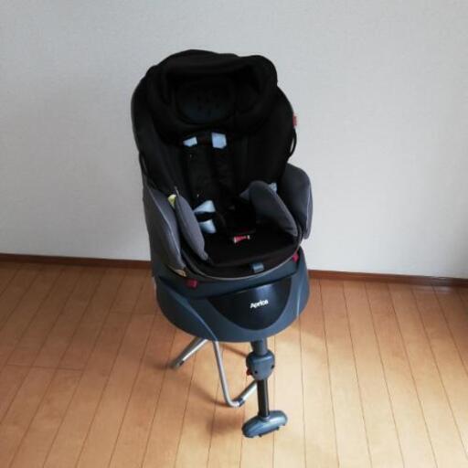 【お取引中】アップリカチャイルドシート\u0026コンビベビーカーセット