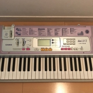 電子ピアノ　CASIO  LK103