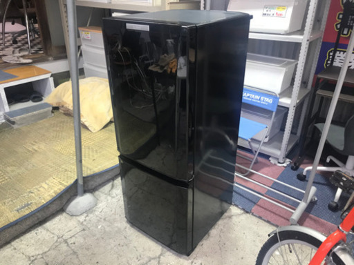 【リサイクルショップ八光　田上店　安心の1か月保証】三菱 146L 2ドア冷蔵庫（サファイアブラック）MITSUBISHI MR-P15Y-B