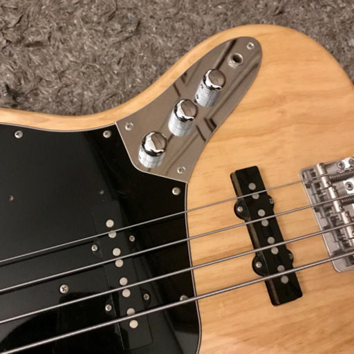 Fender Japan JB75 ベース