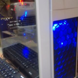 自作パソコン　スノーホワイト　ミドルタワー