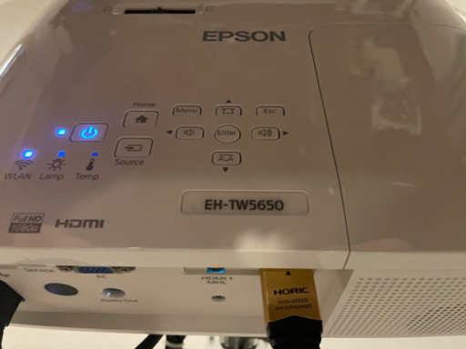 EPSONホームプロジェクター★EH-TW5650★ホームシアター製80インチ電動スクリーン