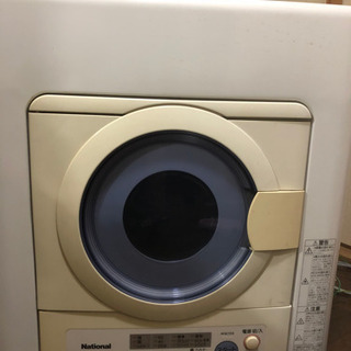 衣類乾燥機