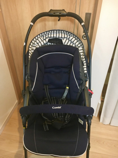 Combi コンビ メチャカルハンディ オート4キャス エッグショック