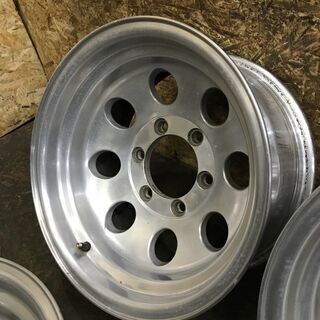 M/T ミッキートンプソン 社外ホイール 15インチ 4本 8J6HPCD139.7-28 深リム ランクル プラド サファリ パジェロ等　(VHA251) クレジットカード QR決済可能