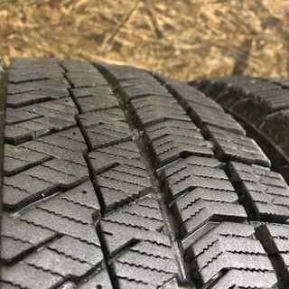 BS BLIZZAK VRX2 185/55R16 16インチ スタッドレス 4本 2017年製 インサイト シャトル スイフト グレイス等　(TA353) クレジットカード QR決済可能