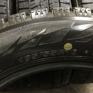BS BLIZZAK VRX2 185/55R16 16インチ スタッドレス 4本 2017年製 インサイト シャトル スイフト グレイス等　(TA353) クレジットカード QR決済可能