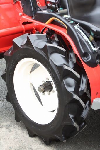 SOLD OUT】ヤンマ トラクター 現行機 GK16 16馬力 自動水平 パワステ ...
