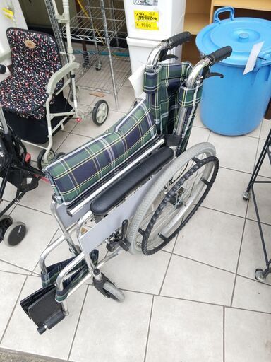 車椅子 車いす 介助用 介護用 折りたたみ式 チェック柄 買取帝国 朝霞店