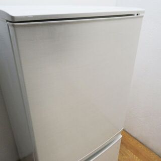 京都市内方面配達無料】SHARP どっちもドア 137L 冷蔵庫 便利ドア (AL04)