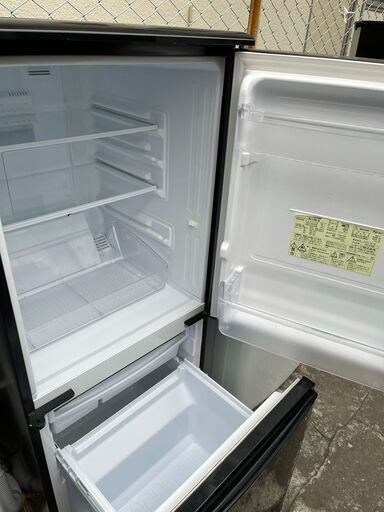 都内近郊無料で配送、設置いたします 2015年製　つけかえどっちもドア　冷蔵庫　シャープ　SJ-D14A-B　SH03 都内近郊無料で配送、設置いたします 2015年製 つけかえどっちもドア