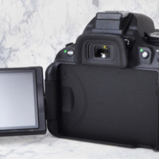 美品●入門機●付属品ほぼ完備●簡単自撮り●Wi-Fi転送●ニコン D5200 1ヶ月動作補償あり！