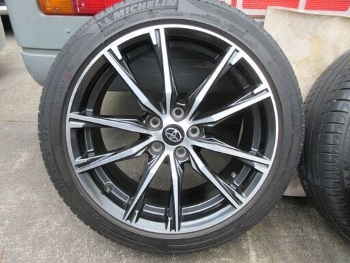 TOYOTA ZN6 86後期純正ホイールタイヤ付き！②