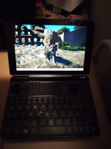 GPD WIN MAX　コントローラー付きポータブルゲーミングpc