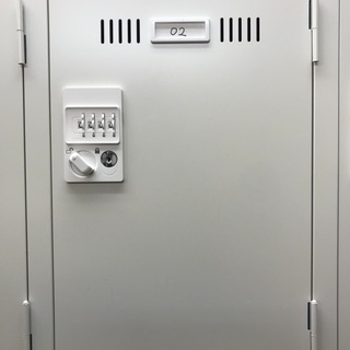 ★引取優先★スチールロッカーダイヤルロック式12人用