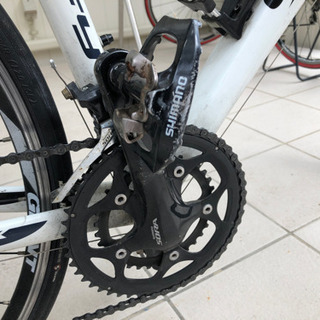 ８年前に購入したGIANT DEFYです。