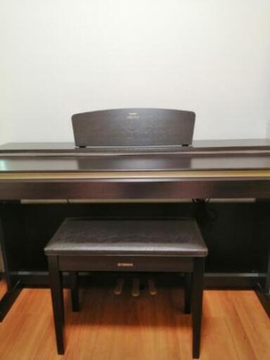 近隣配送可能　YAMAHA　ARIUS　YDP-160   椅子付き　美品