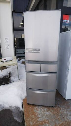 【苫小牧バナナ】2011年製 日立/HITACHI 415L 冷蔵庫 R-S42AM シルバー系 ファミリー向け 清掃済み ♪