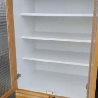 すりガラス食器棚］：リサイクルショップヘルプ