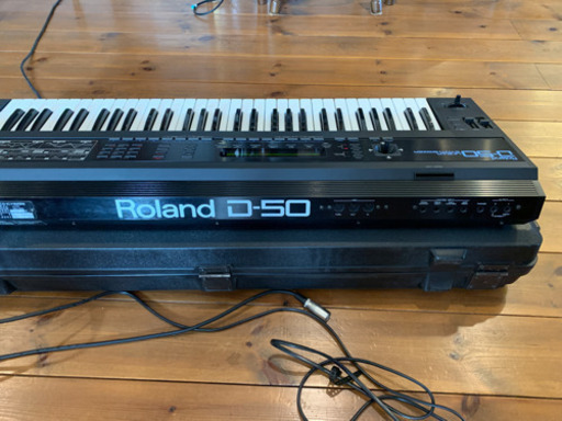 【値下げ中】Roland D-50　61鍵盤シンセサイザー ケース付き【引取限定】 値下げ中】Roland D-50 61鍵盤シンセサイザー ケース付き【引取限定】