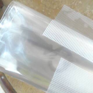 アンティーク家具 年代物！ クラシカルガラスキャビネット 幅44cm 奥行89cm 高さ182cm