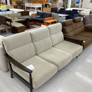 ご来店いただける方限定！2人掛けリクライニングソファー ニトリ ブラック 本革のご紹介です！