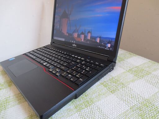 富士通FMV i3・4世代PC メモリ4GB Microsoft/Offce Wi-Fi HDMI CPU:Core i3