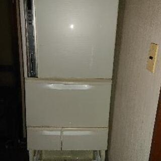 東芝2011年製冷蔵庫 差し上げます。