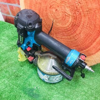 マキタ AN513H 高圧エア釘打ち機【リライズ野田愛宕店】【店頭取引限定】【中古】【管理番号：ITXV0VGB39RG】