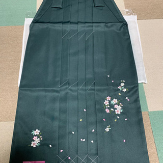 袴【色：深緑、柄：桜、サイズ：Ｌ】