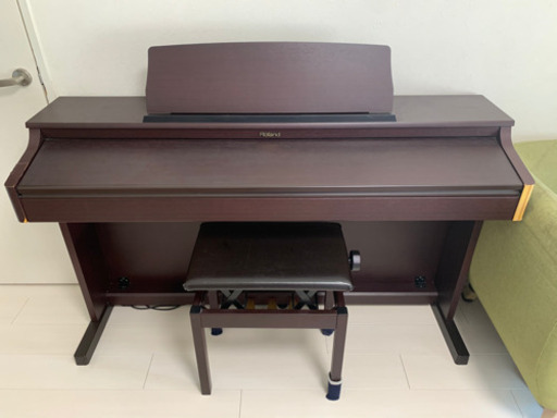 商談中　Roland ローランド  HP203 電子ピアノ　88鍵盤