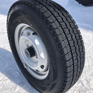 サクシード　冬タイヤ　購入20年11月、使用歴3ヶ月！