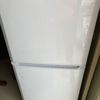 1人暮らし用家具、家電セット ２年使用済み　(40000円)