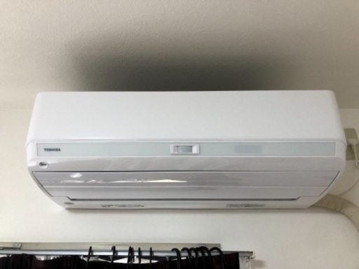 エアコン TOSHIBA 2020年製 RAS-F221R 冷暖房5畳〜9畳